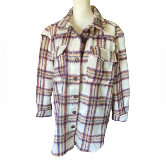 NWT Maurices Faux Wool Plaid Shacket, Size Medium - Picture 3 of 6